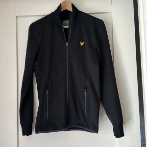 Lyle & Scott sporthoddie - Storlek xs Använt men fint skick