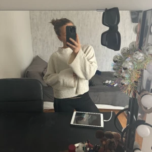 Stickad tröja - Super fin stickad tröja! 