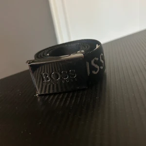 Hugo boss bälte - Ett Hugo boss bälte skick 9/10 pris kan diskuteras nypris 1400