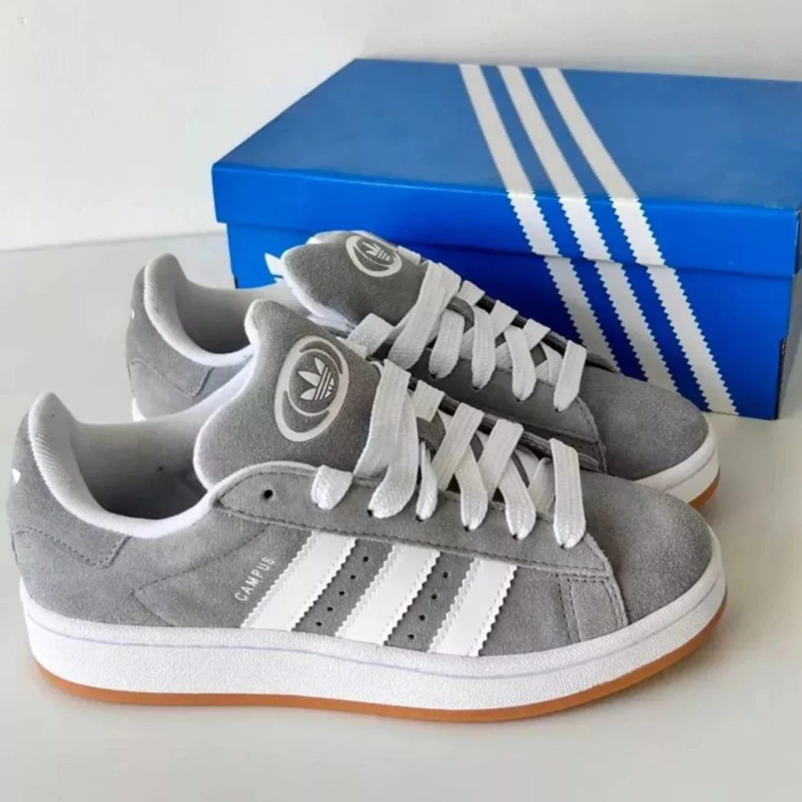 Adidas Campus 00s