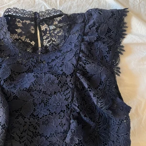 Späts linne blus - Super fin! Perfekt nu t våren/sommarn. Var för stor så inte kunnat använt. 💞