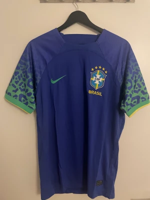 Brasilien träningströja  - Brasilien träningströja! Helt ny 