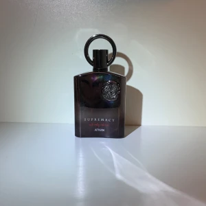 Annan supremacy not only intense - En klon på Creed Aventus. Enbart testad så ca 98ml kvar