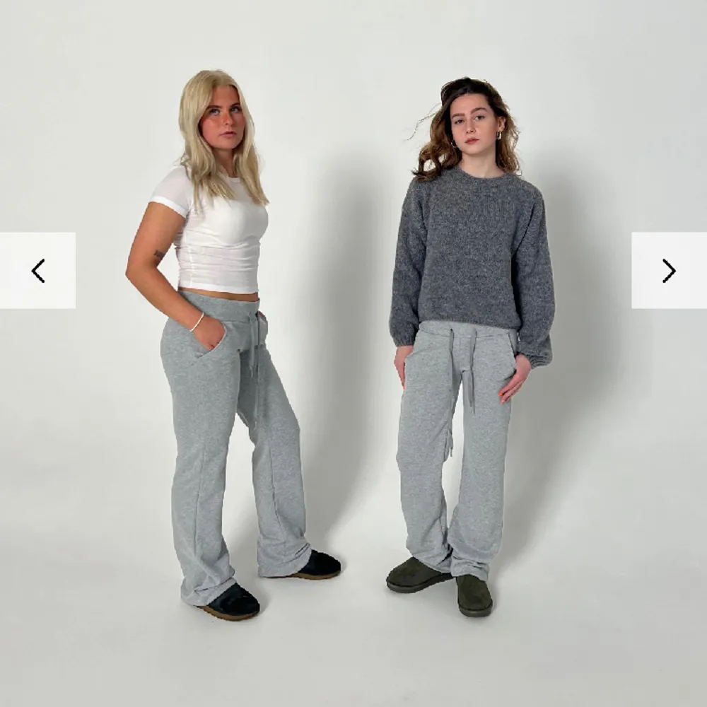 Säljer dom här super fina lågmidjade mjukisarna från ”Design by Sí”. Säljer pågrund av att jag inte använder. 🩷. Jeans & Byxor.