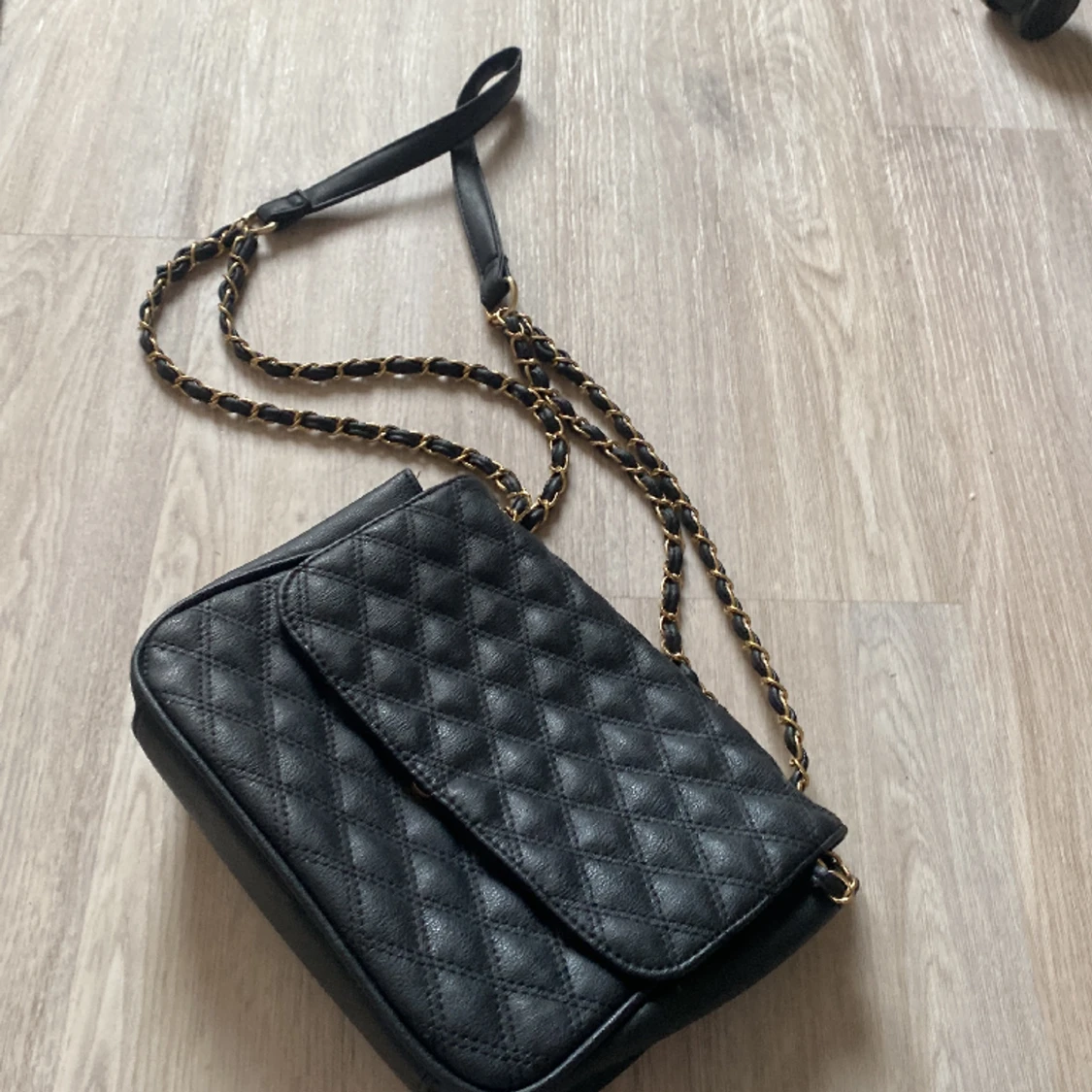 Axelremsväska  - 91