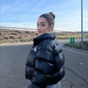 NORTH FACE JACKA - Oanvänd då ja råka köpa fel storlek  Skriv för mer info ❤️