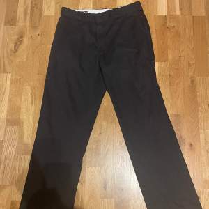 Dickies byxor 874 storlek 34/32  Kan ta prisförslag