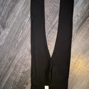 Leggings  - Svarta leggings (Elvira)  Djurfritt rökfritt parfymfritt 