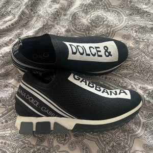 Dolce gabbana skor  - Aldrig använda  Storlek 40/41
