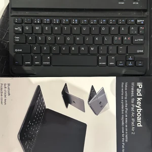 iPad keyboard - Använd fåtal gånger, mycket bra skick 
