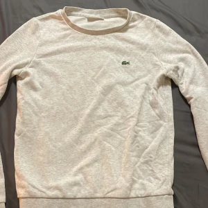 Lacoste långärmad  - Sitter fint