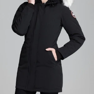 Canada Goose jacka - I väldigt bra skick