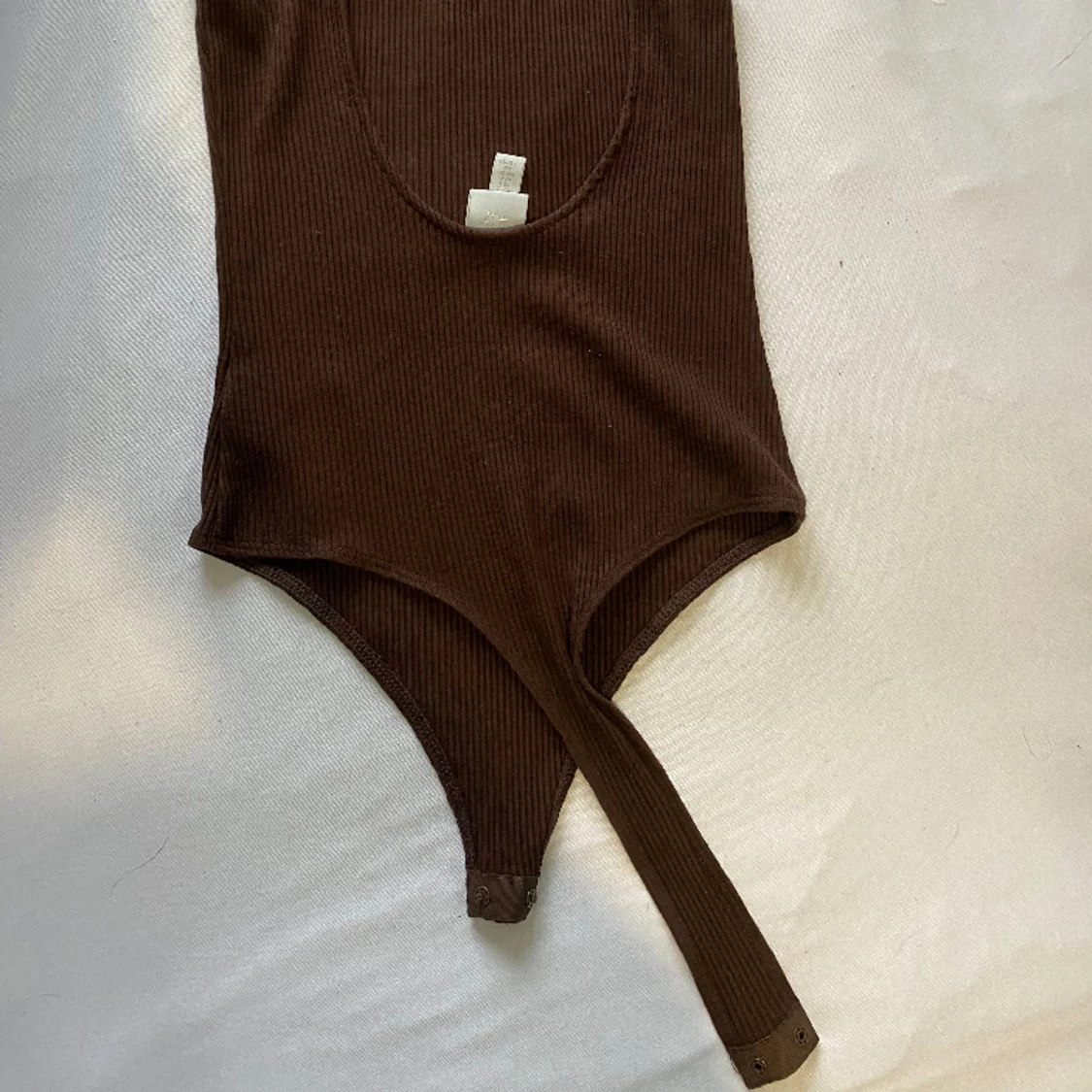 Brun ribbad body  - 91