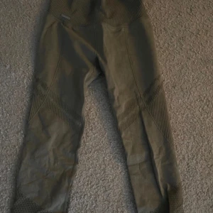 Aim’n tights  - Endast testade, dessa är i small men väldigt små i storlek så med som en XS.