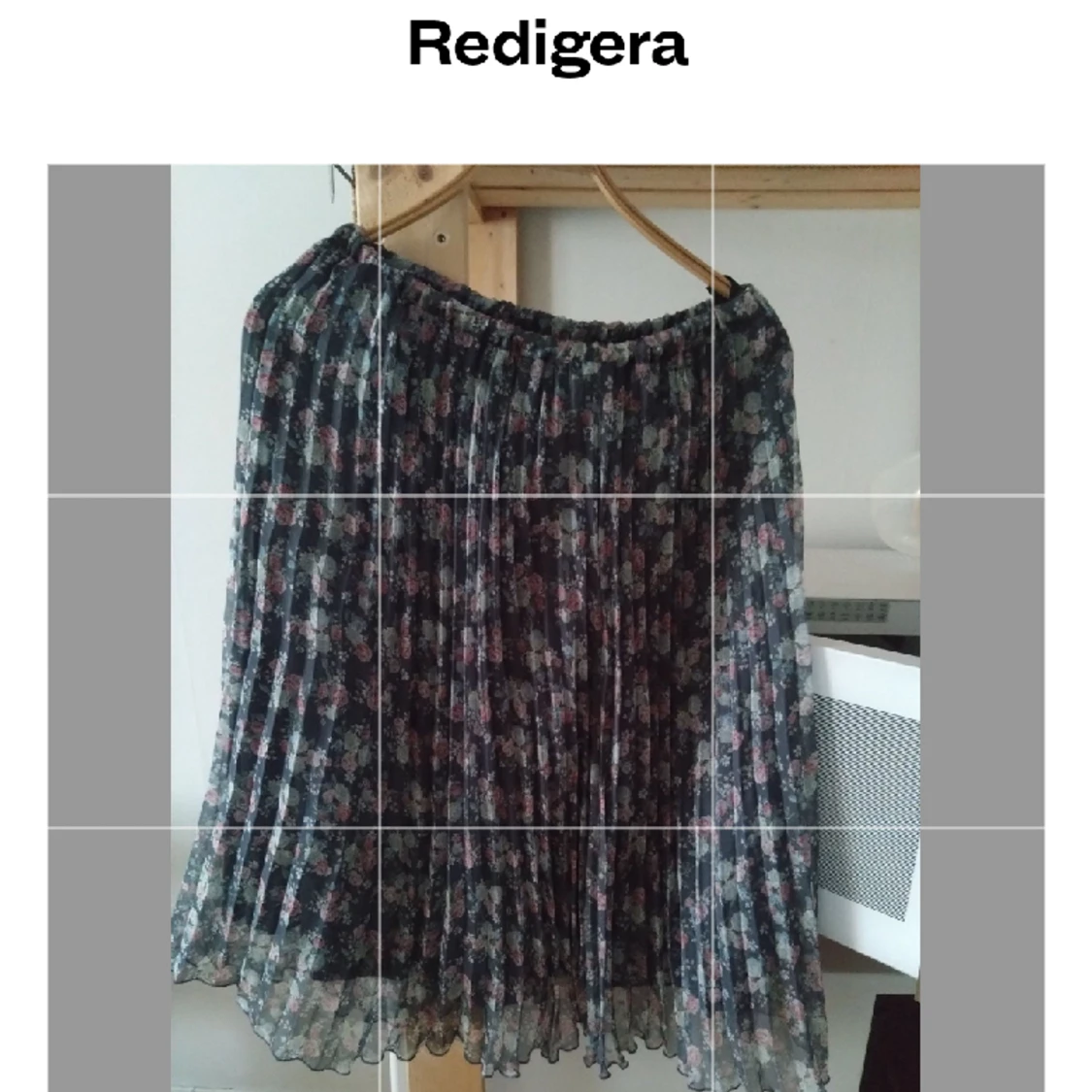 Blågrå blommig kjol Hm 42