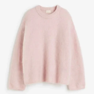 Mohair tröja - Helt ny mohair tröja från HM, storlek M med lapparna kvar! 🫶