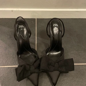 Zara klackar - Oanvända. Klack 10 cm