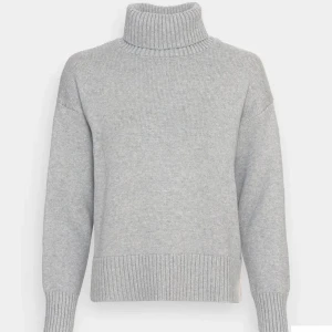 Grå stickad tröja🩷 - En jätte fin och skön tröja från Zalando🩷Nypris: 399kr