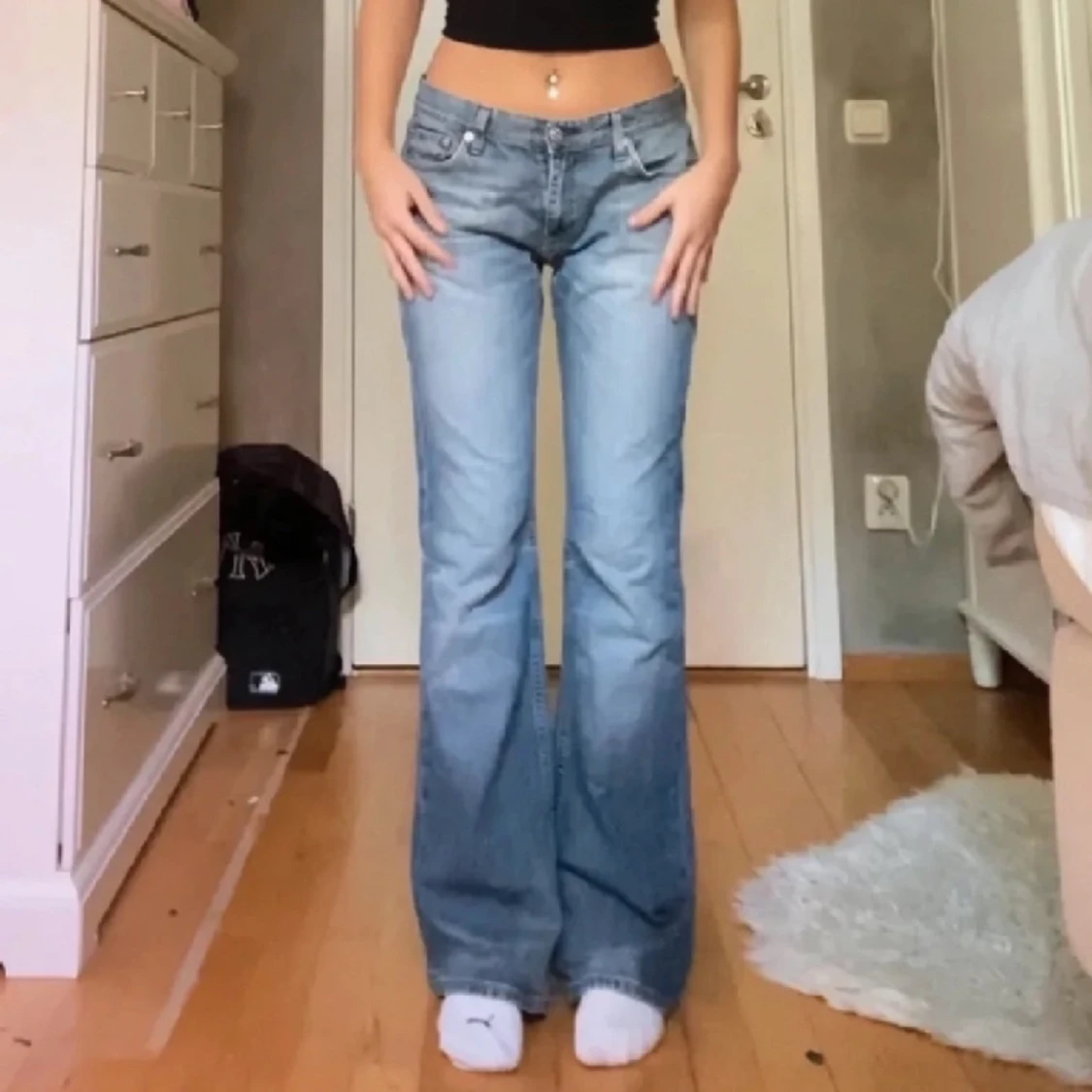 low waist jeans