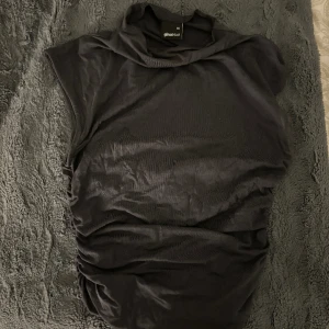 Soft touch - Soft touch topp/linne från gina tricot i storlek xs, fint skick 