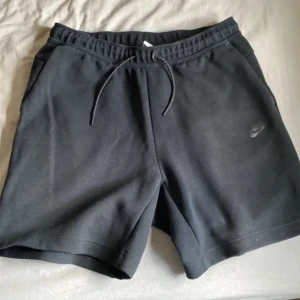 Nike tech shorts - Bra kvalitet