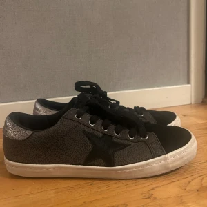 Sneakers - Snygga sneakers från neXT från zalando. De skulle även passa någon med storlek 40. Skriv privat för fler bilder💞