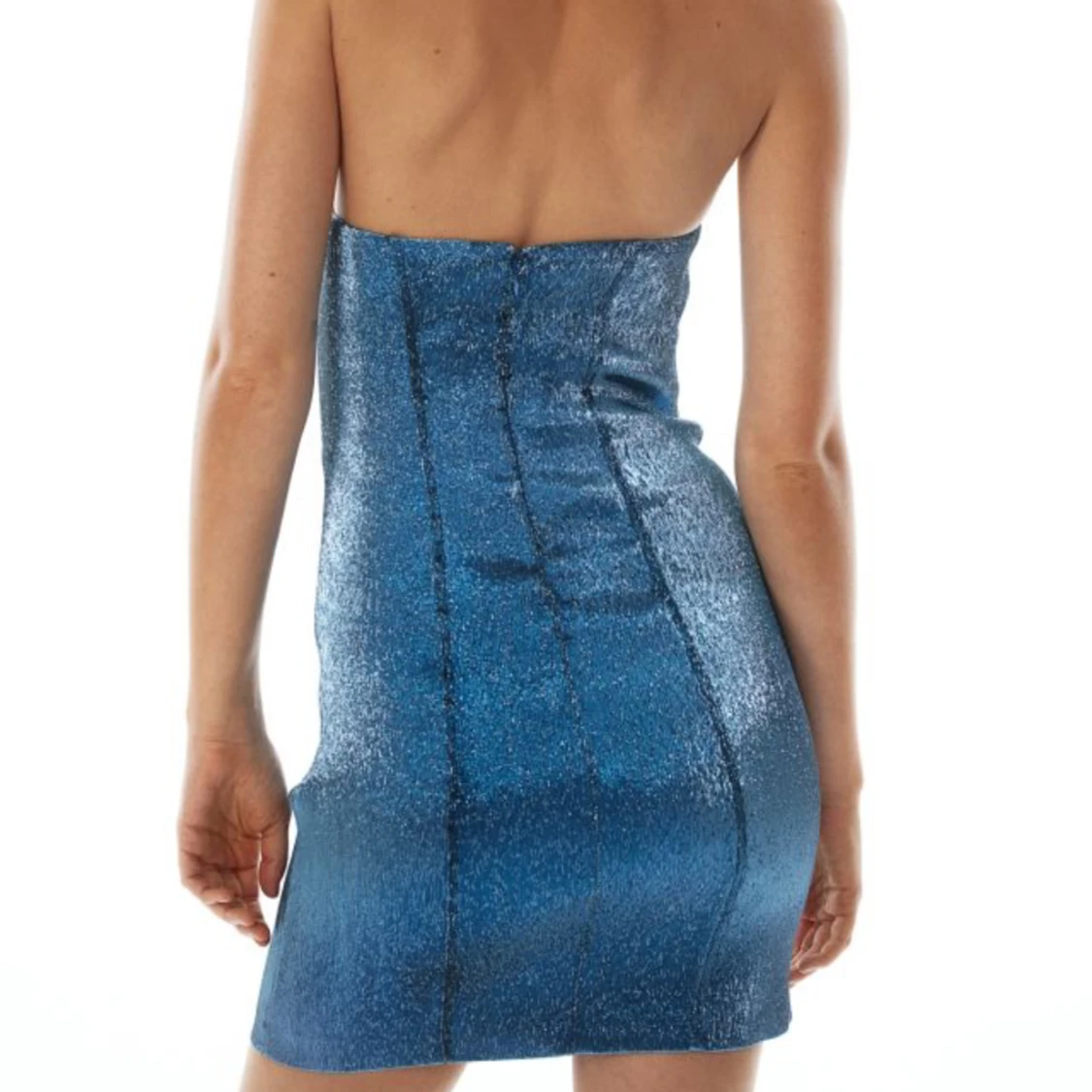 Glittrig klänning - 90