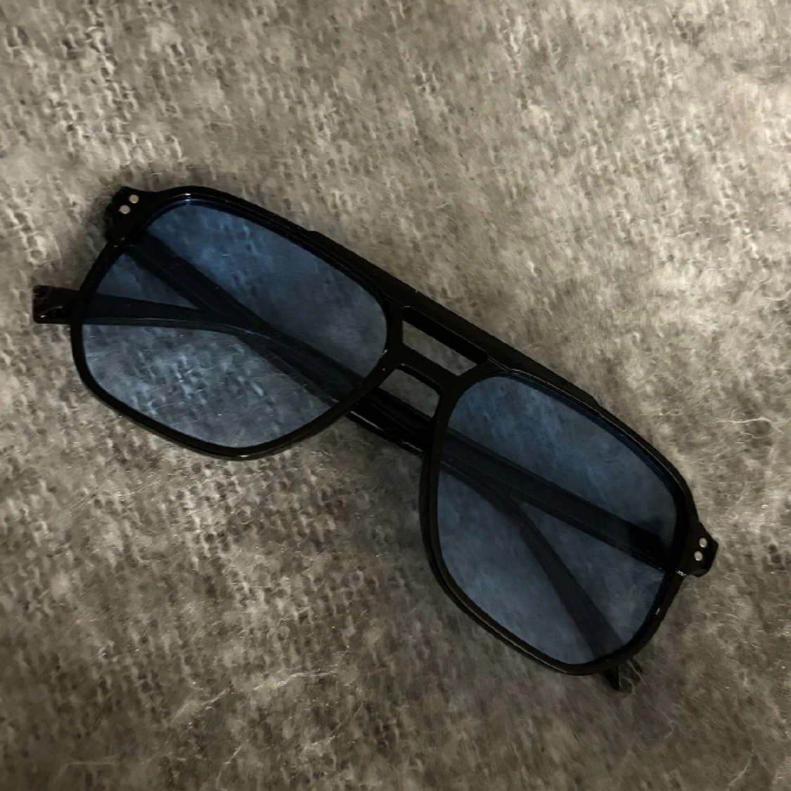 Blå glasögon  - 90