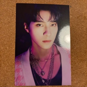 hendery phantom album postcard  - för fler och bättre bilder skicka ett meddelande^^  alla inclusions förutom pc, poster och postcard.  köp genom ”köp nu” eller swish 🤍  bg boygroup nct u wayv ten chittapon kun xiaojun winwin yangyang