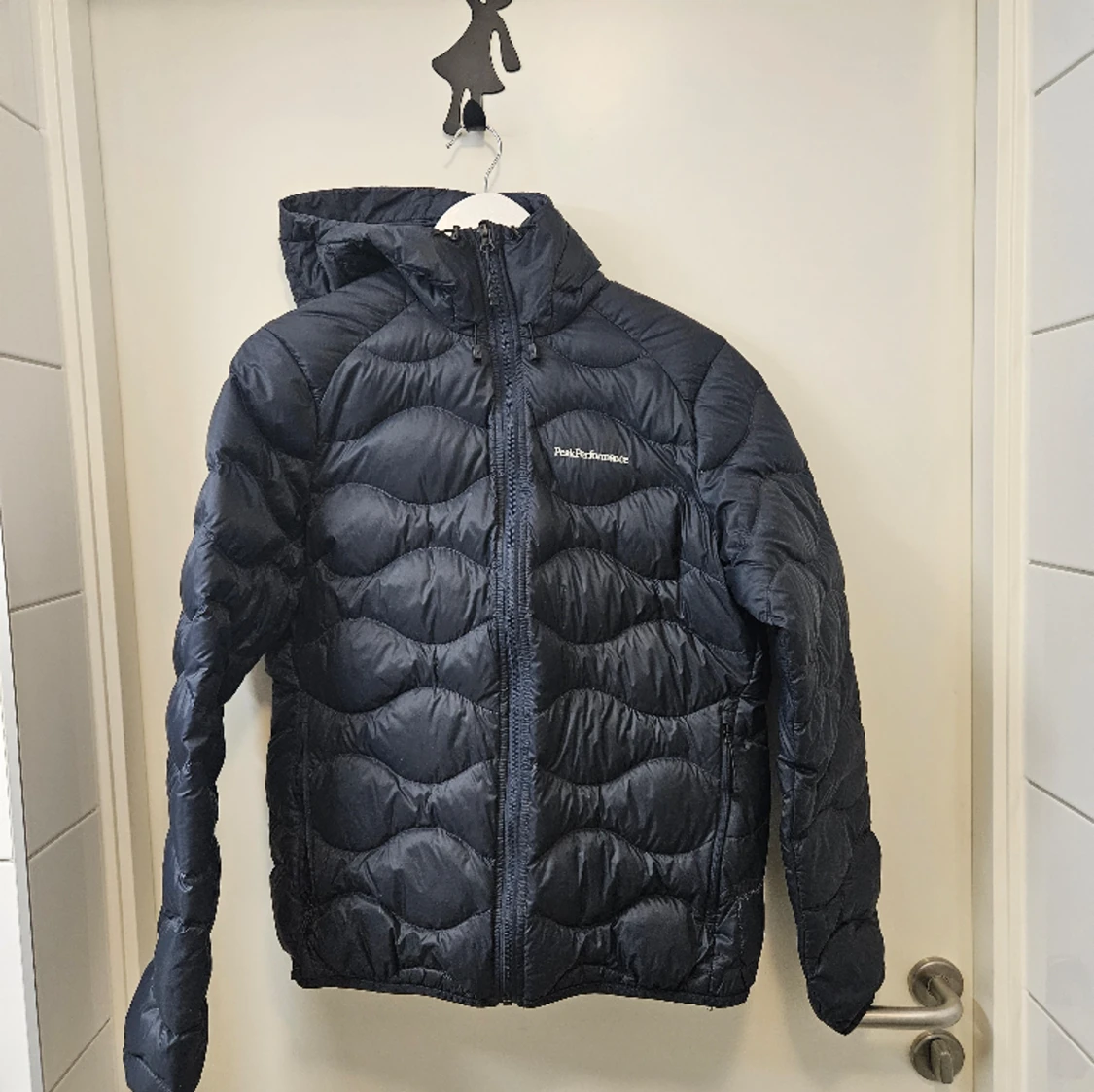 Peak performance (HELIUM DOWN HOOOD)