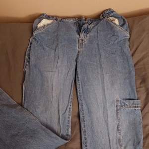 Jättefina jeans i bra skick