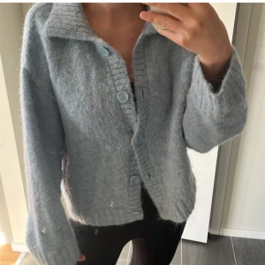 weekday tröja - fin stickad tröja/kofta från weekday 💓super gosig !