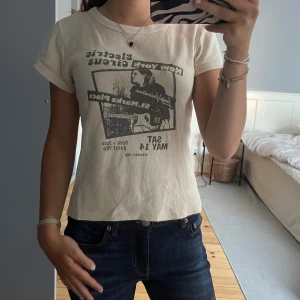 Brandy topp - Cool brandy t-shirt!! Använd ett fåtal par gånger 🤎🤎