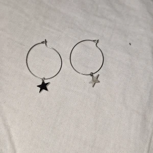 Örhängen  - Super fina örhängen ej säker på vart ifrån