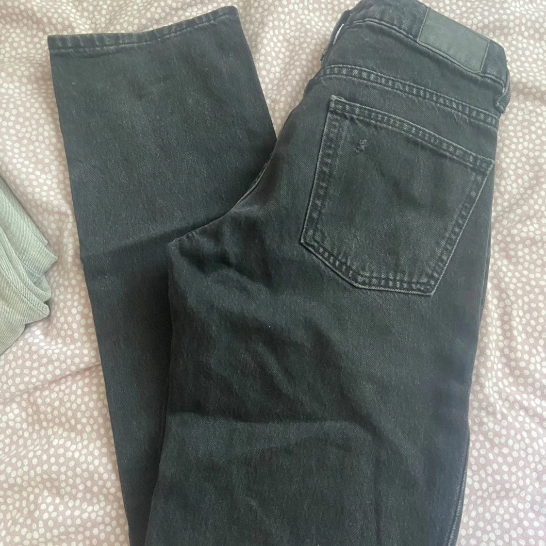 Svarta jeans från 157