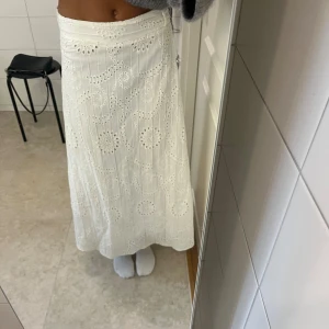 Långkjol från zara - Jättefin långkjol från zara!