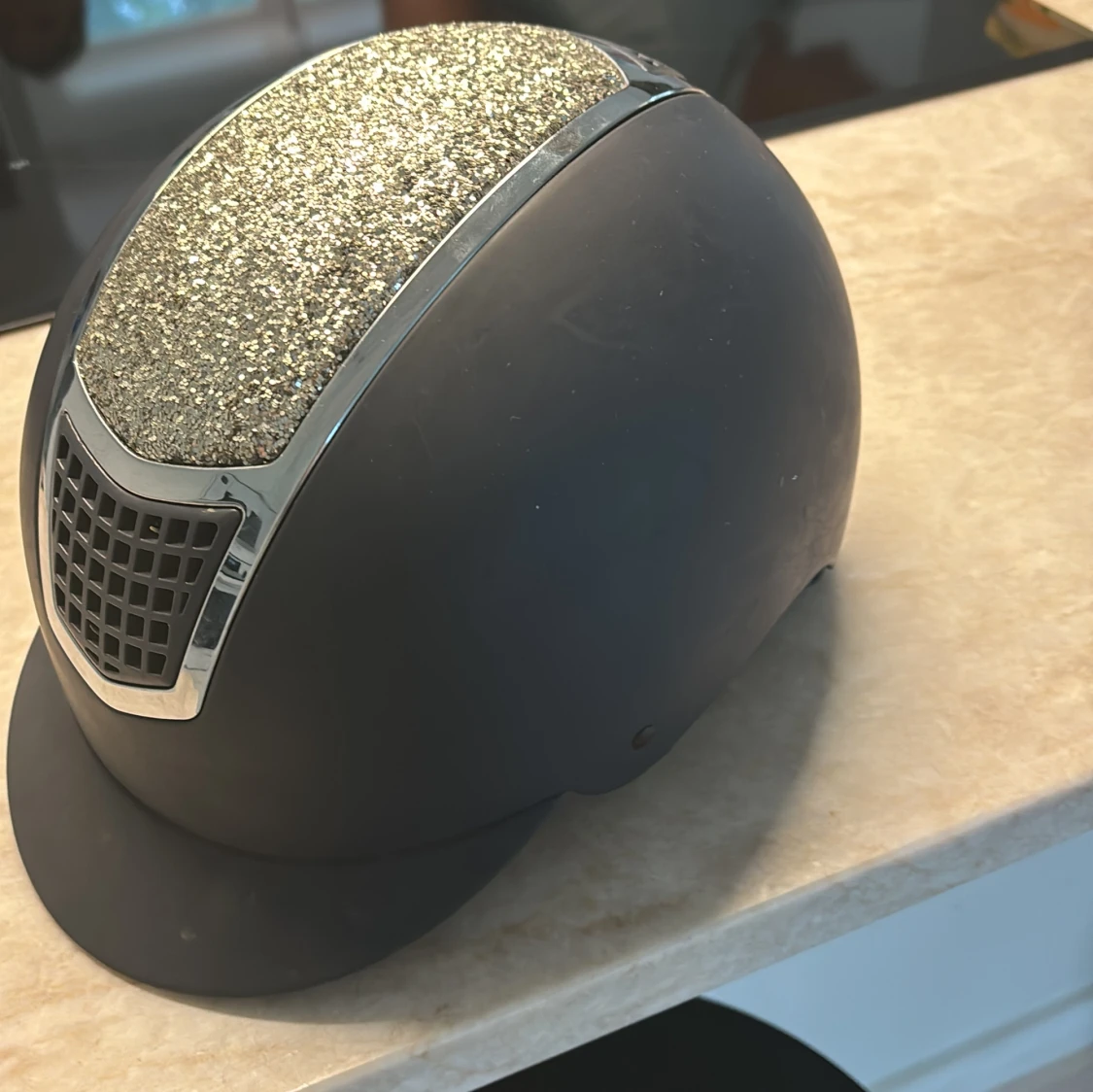 Ridhjälm från CRW  - 91