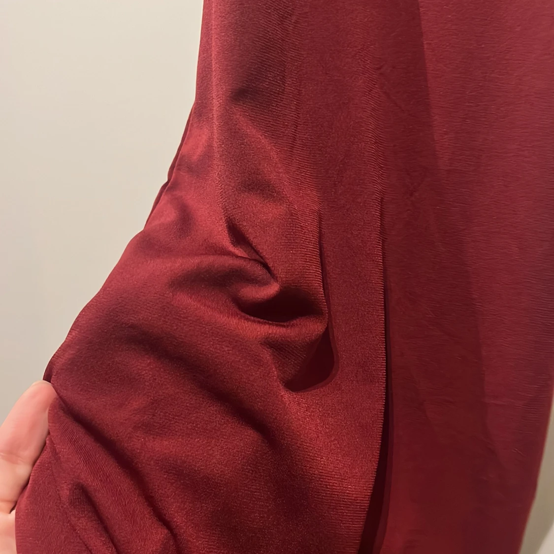 Vinröd kort klänning  - 90