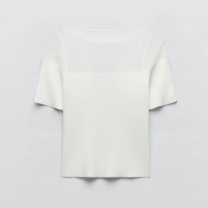 Zara topp - Så snygg topp från zara i nyskick!🥰🤍