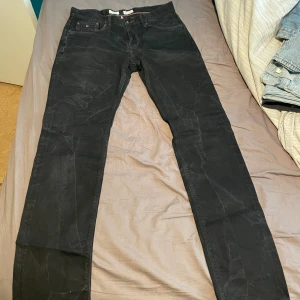 Jeans från Tommy hilfiger  - Snygga o stilliga jeans! 