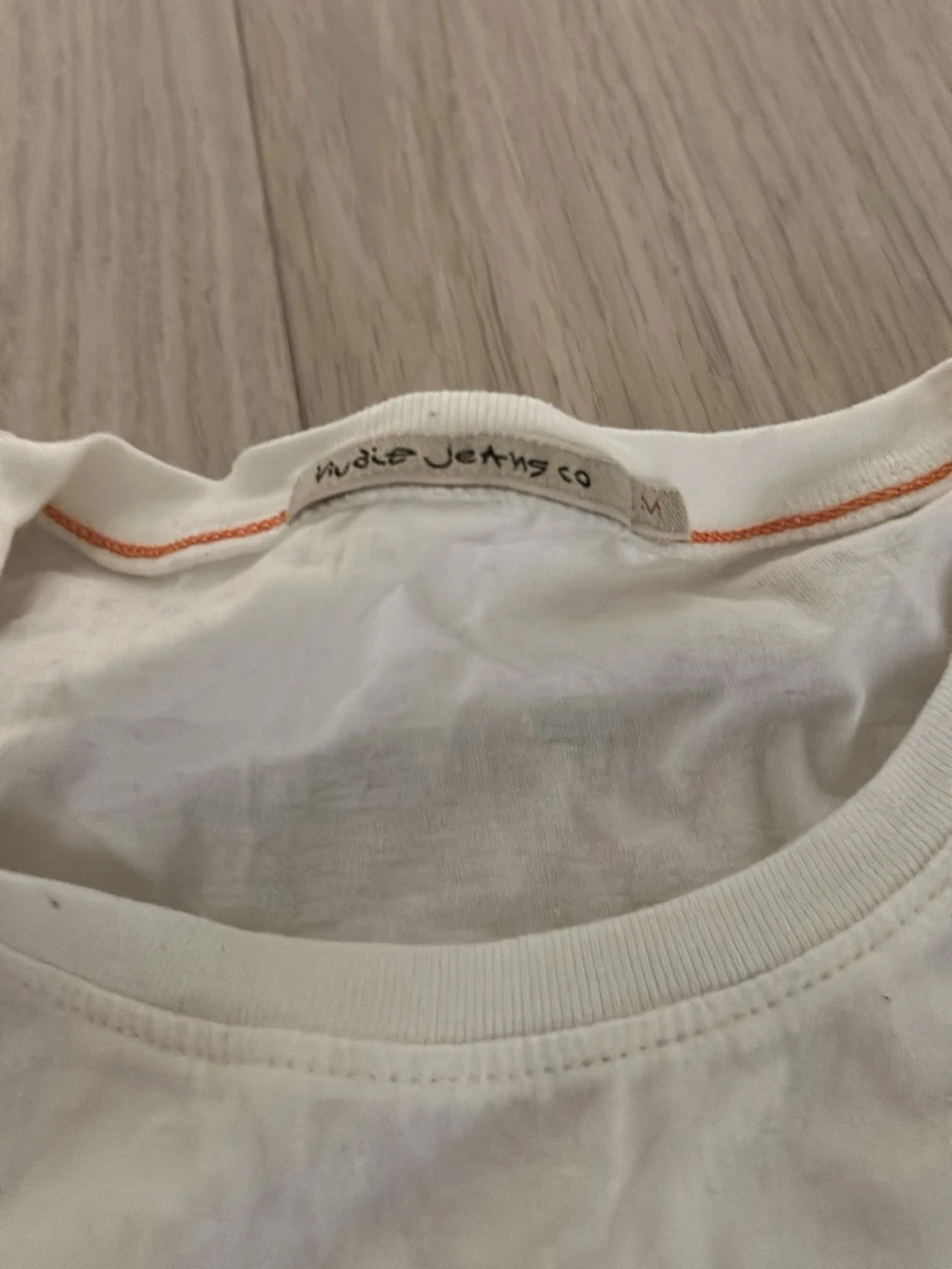 Nudie Jeans Co – Vit T-shirt (Strl M - 2
