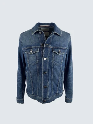 Jacob Cohën Denim Jacka - Skick: 8/10, inga defekter. | Ingår: endast jackan. | Nypris: +- 10000 SEK. | Storleken är 48.