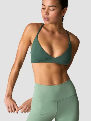 Sport bh ICANIWILL - Hej! Säljer denna gröna sporttopp från icaniwill. Helt oanvänd och har prislappen kvar. Orginalpris 499 kr. Storlek xs