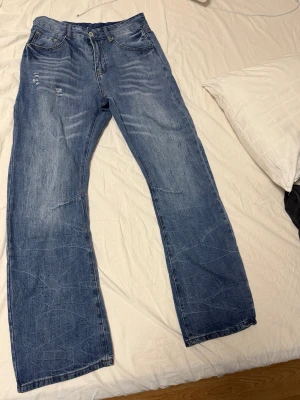 Bootcut jeans från pieces of life studio - Har inte haft på mig den mycket alls, står storlek 30/32 men fråga gärna för mått 