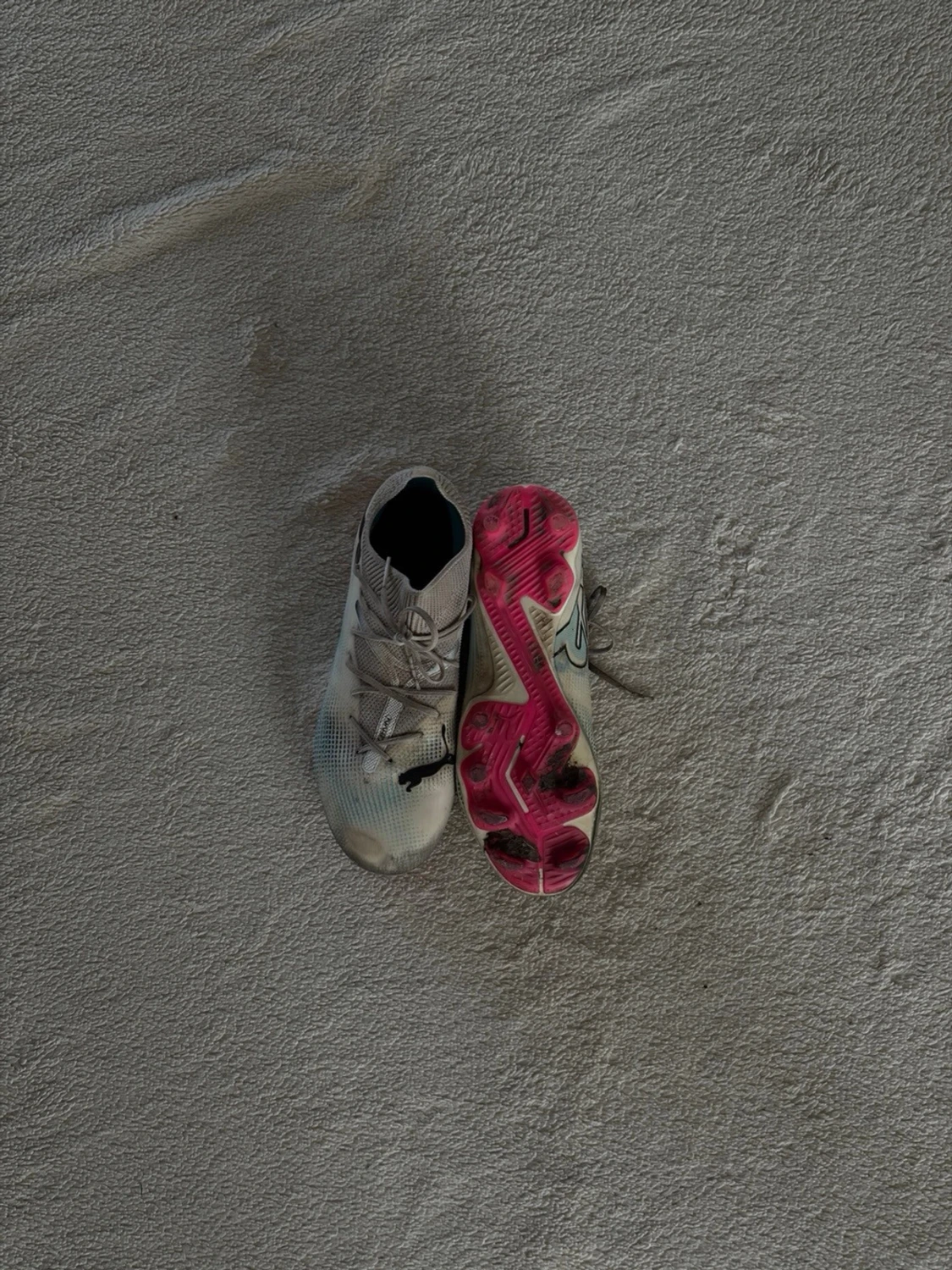 Puma fotbollsskor med rosa dobbar - 2
