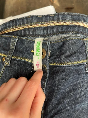 Jeans  - Jeans storlek 40