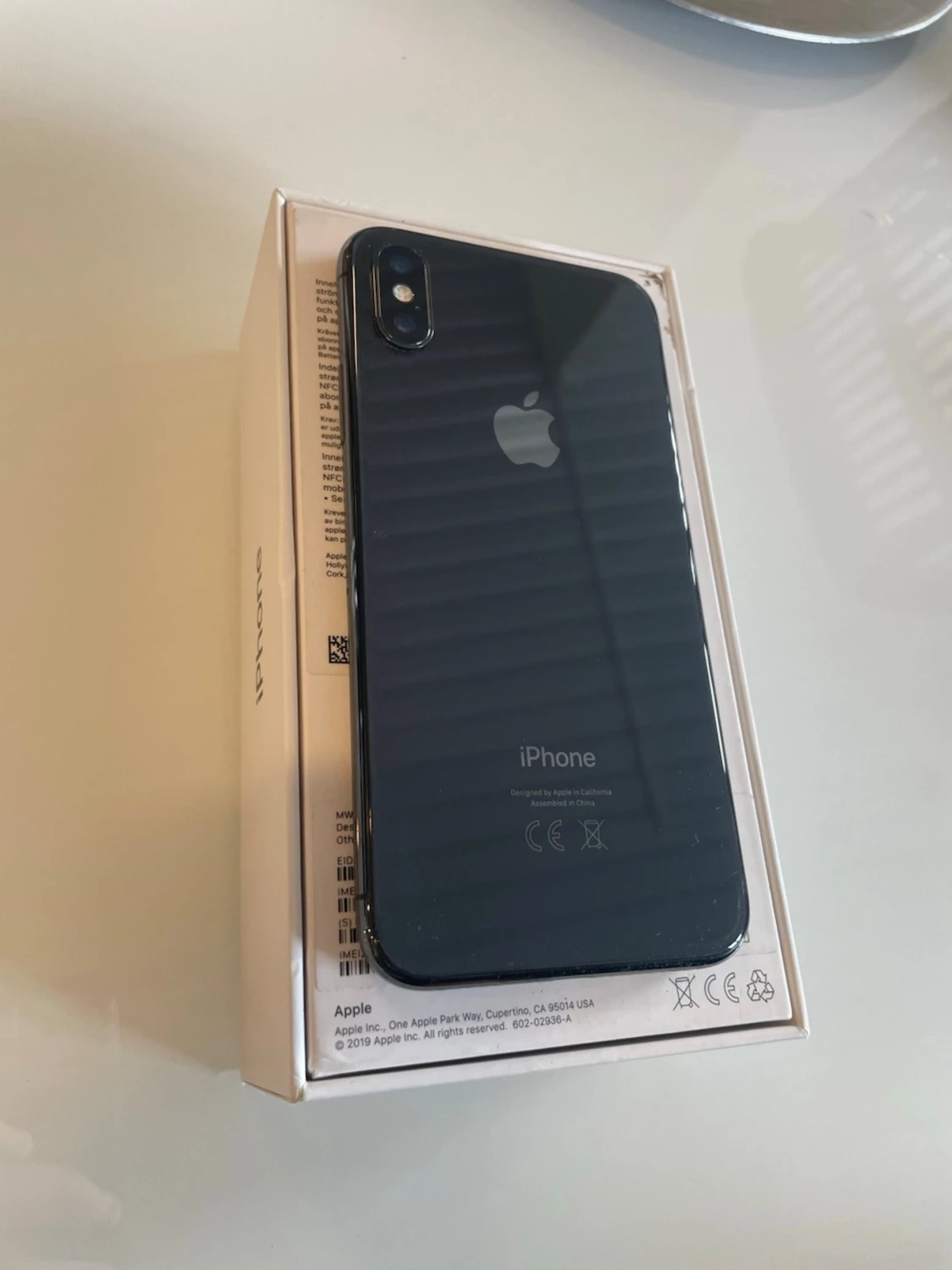 IPhone X  - 1