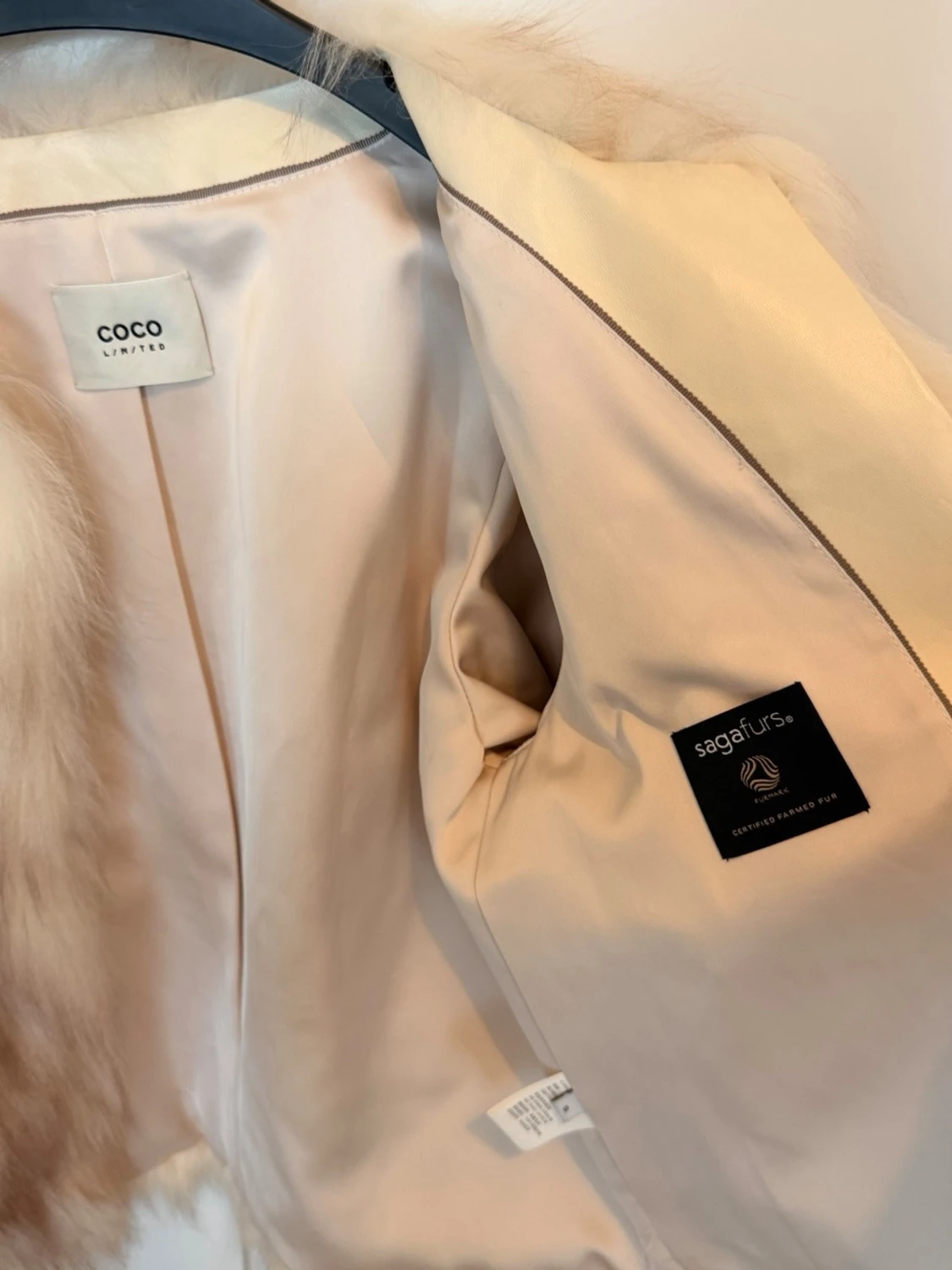 Beige pälsjacka från Coco Limited - 2