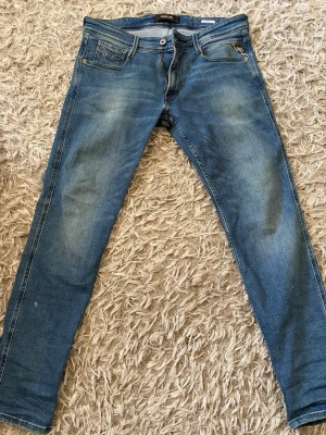 Replay Anbass (32W 30L) - Säljer dessa replay anbass som bara är använda ett par gånger. 