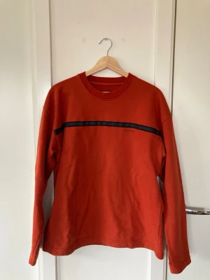 Vintage tröja - Blend  - Storlek L men mer som M i passform. Fint skick! 